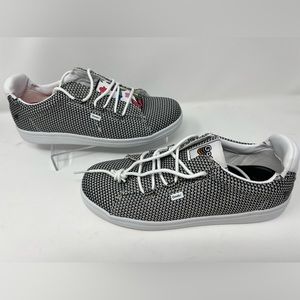 GOATS 2 in ONE Sneaker/sandal convertible shoe. Very weird!